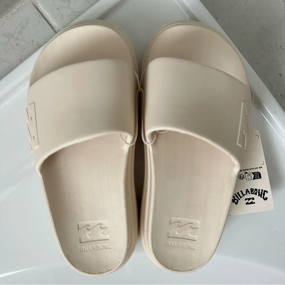 Billabong slide sandals